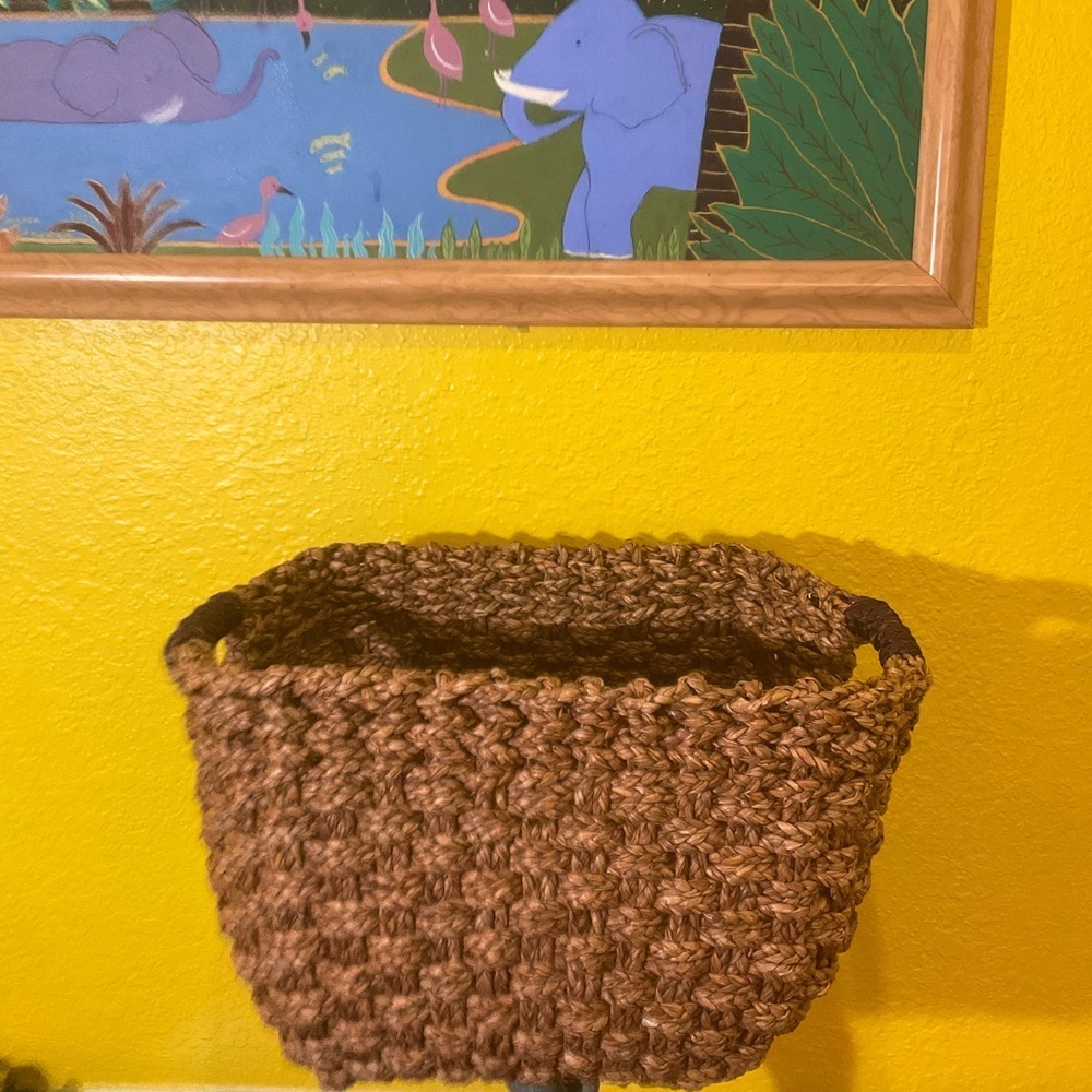 Large Handmade Seagrass Basket with Handles.